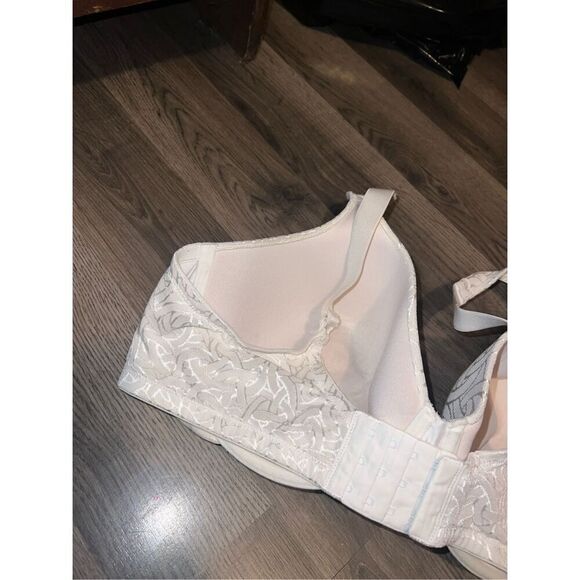 Vanity Fair White Bra Woman’s Size 40DD Preowned Style 75298 - Picture 6 of 14